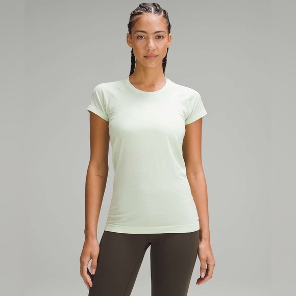 B-Lululemon Swiftly Tech Short-Sleeve Shirt 2.0 - Picture 1 of 5
